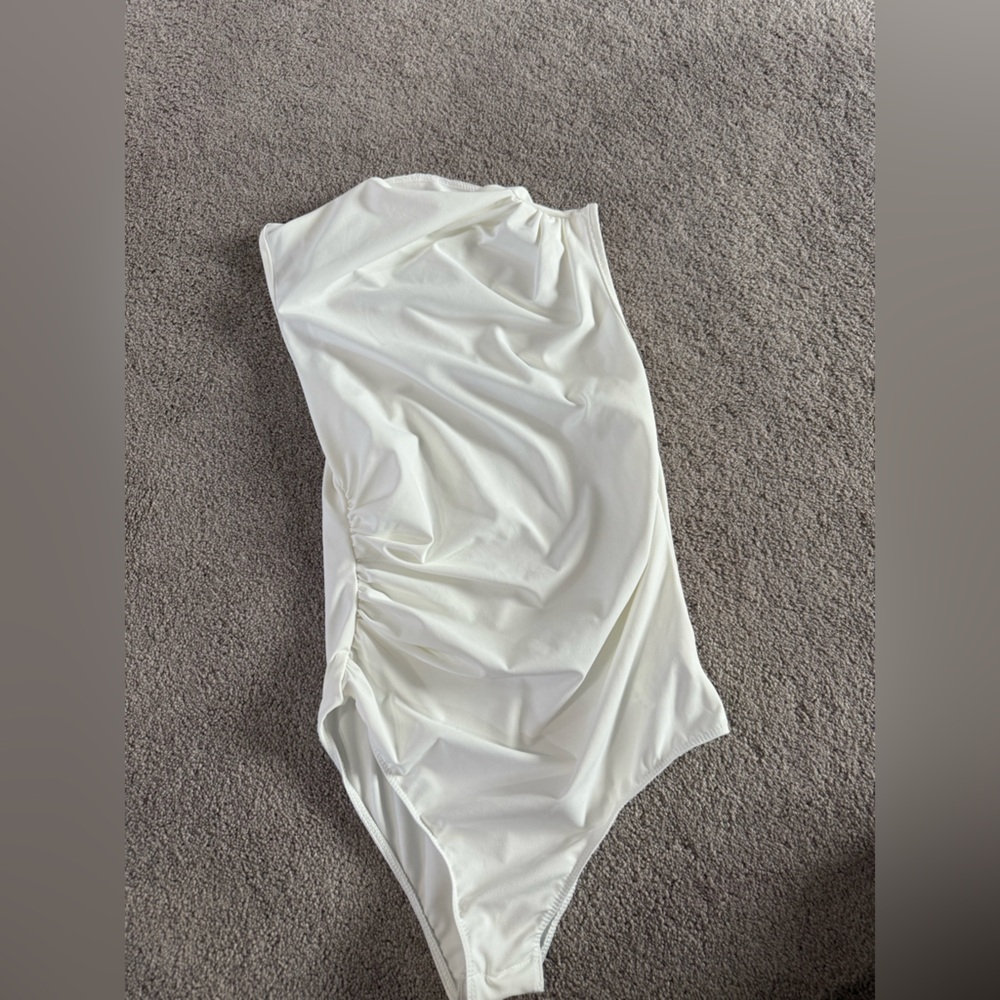 SHEIN Cream High neck Bodysuit